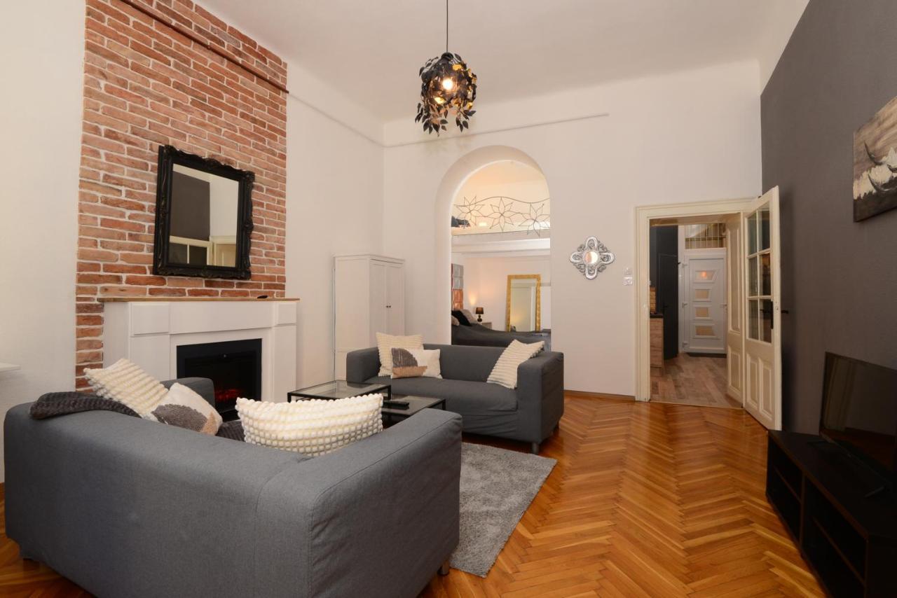 Your Place Apartman Budapest Exterior photo